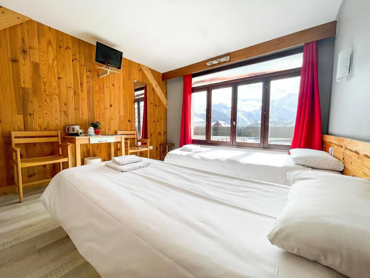 Atmosphere Hotel Les Deux Alpes 3*,