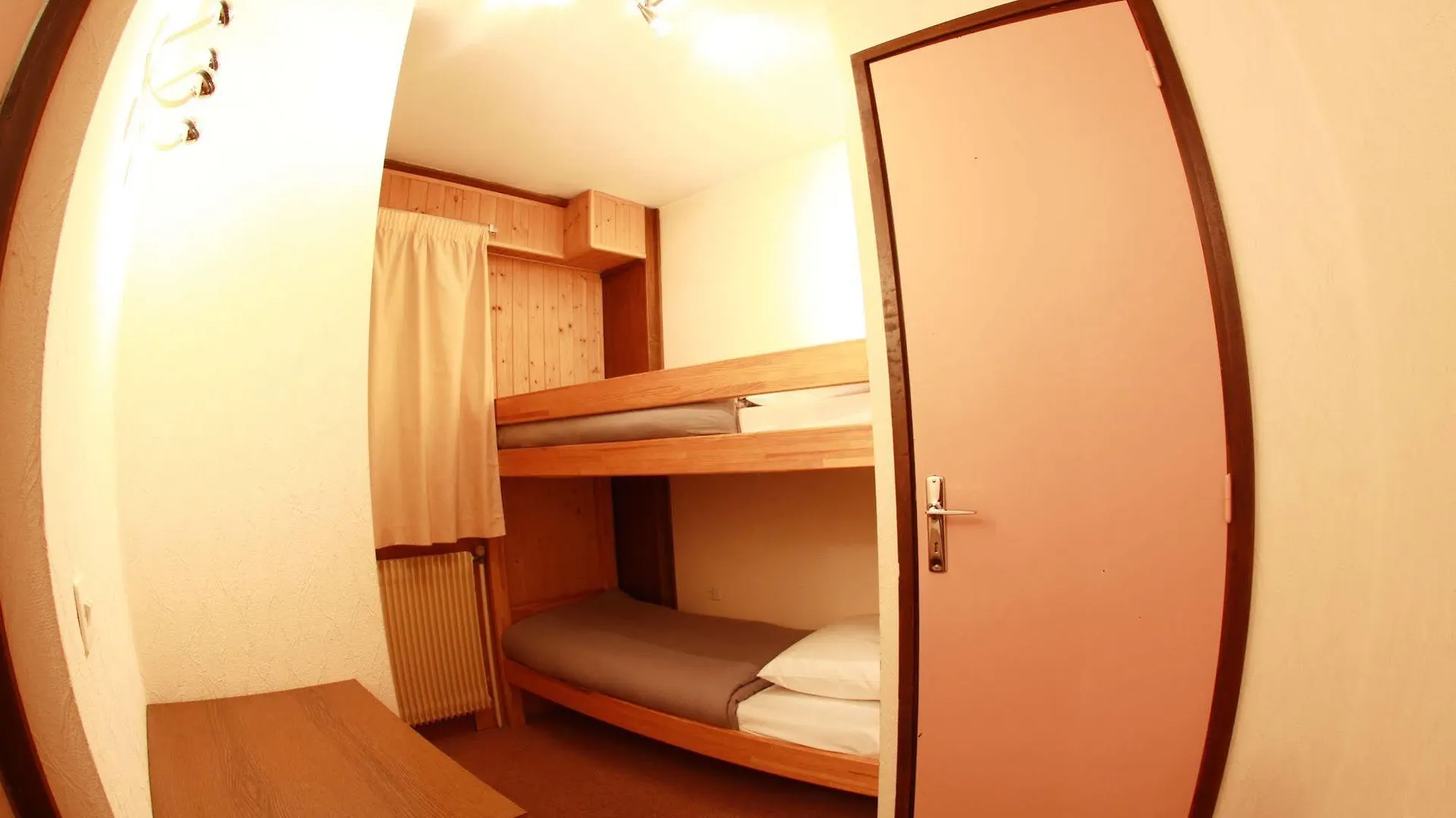 Atmosphere Hotel Les Deux Alpes 3*,